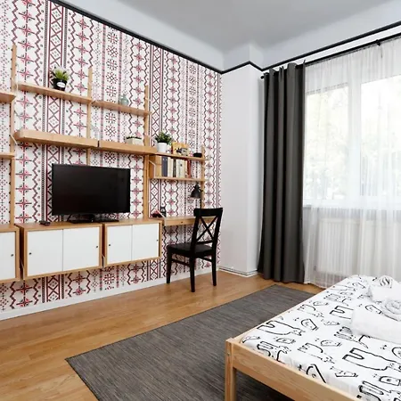 Traditional Modern 3 Bedroom In Center Βουκουρέστι