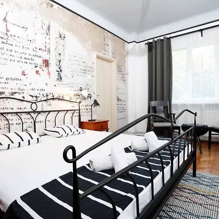 Traditional Modern 3 Bedroom In Center Διαμέρισμα *