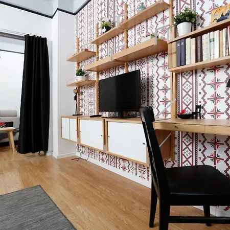 Traditional Modern 3 Bedroom In Center Apartament Bukareszt