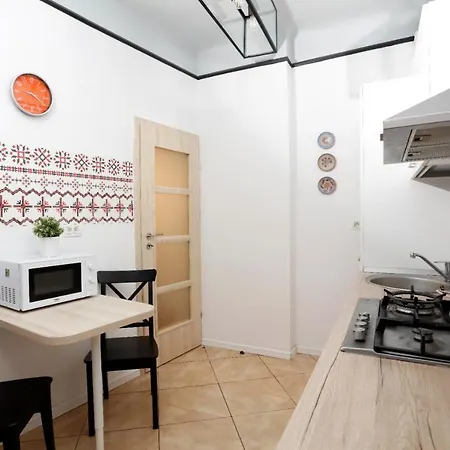 Apartamento Traditional Modern 3 Bedroom In Center